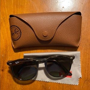 Ray-Ban Women’s Sunglasses